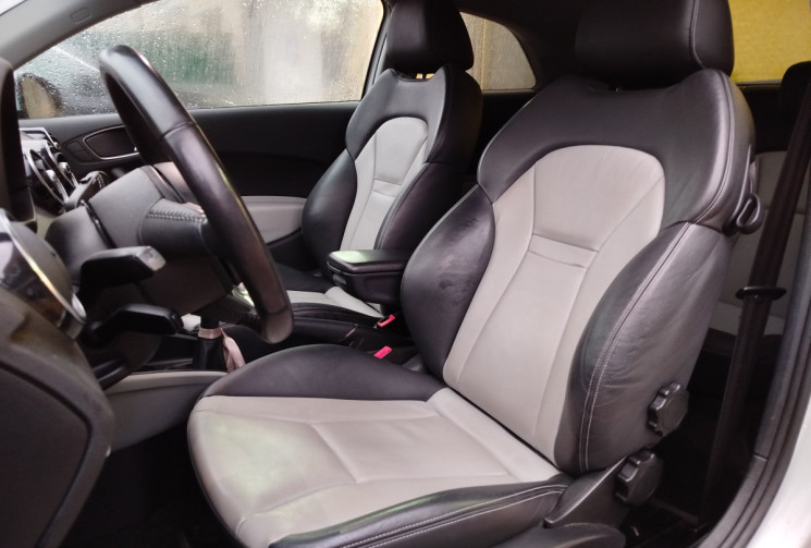 Audi A1 AMBITION LUXE 122 Ch / 3 porte 