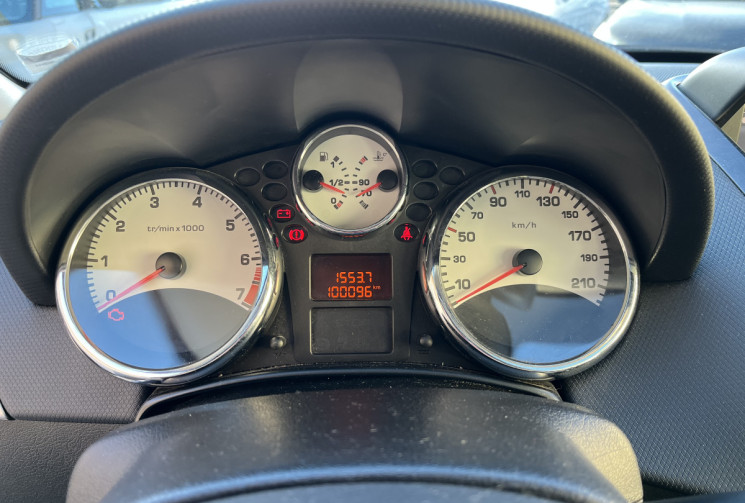 Peugeot 207 1.6 VTi ALLURE 120 ch / CT VIERGE / 100200KM