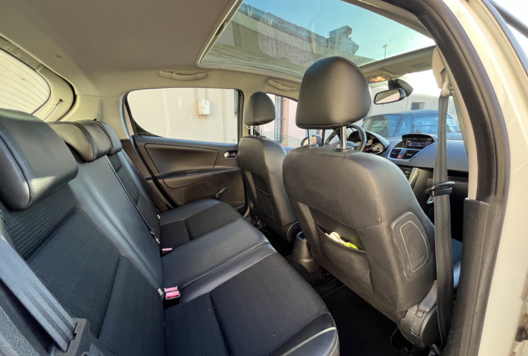 Peugeot 207 1.6 VTi ALLURE 120 ch / CT VIERGE / 100200KM