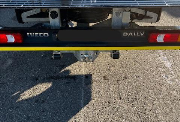 IVECO DAILY DEPANNEUSE JONUF SIMPLE CABINE 175 CV 