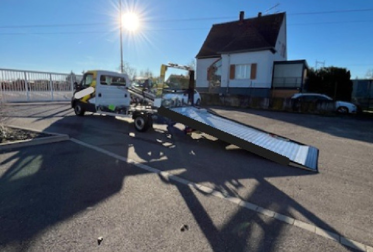 IVECO DAILY DEPANNEUSE JONUF SIMPLE CABINE 175 CV 