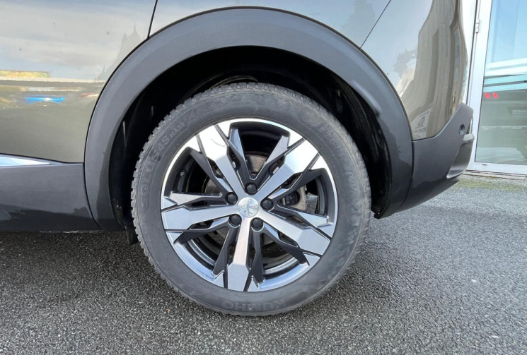 PEUGEOT 3008 II BOITE AUTO 1.5 HDI 130CV EAT8 ALLURE  (GPS - CAMERA - CARPLAY) - GARANTIE 12 MOIS