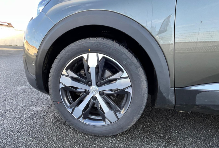 PEUGEOT 3008 II BOITE AUTO 1.5 HDI 130CV EAT8 ALLURE  (GPS - CAMERA - CARPLAY) - GARANTIE 12 MOIS
