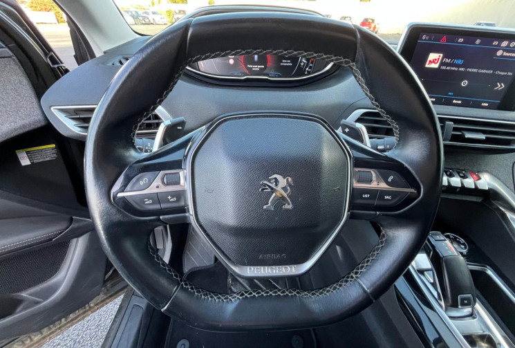 PEUGEOT 3008 II BOITE AUTO 1.5 HDI 130CV EAT8 ALLURE  (GPS - CAMERA - CARPLAY) - GARANTIE 12 MOIS