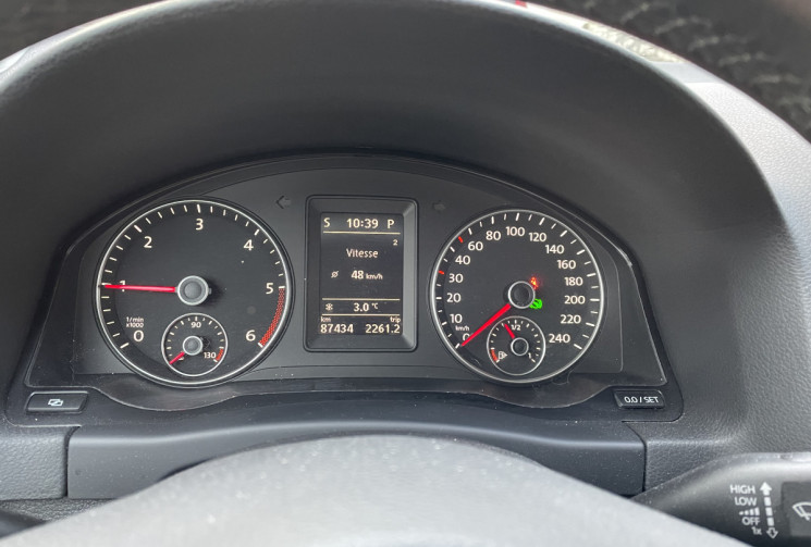 VOLKSWAGEN GOLF + 1.6 TDI 105 ch Carat DSG7 87500  km