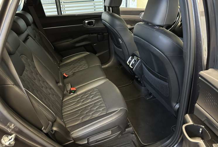 Kia SORENTO 1.6 T-GDi 265 ch Premium PHEV BVA6 4x4 5 Places / 1ère main / Entretien KIA / TVA Récup