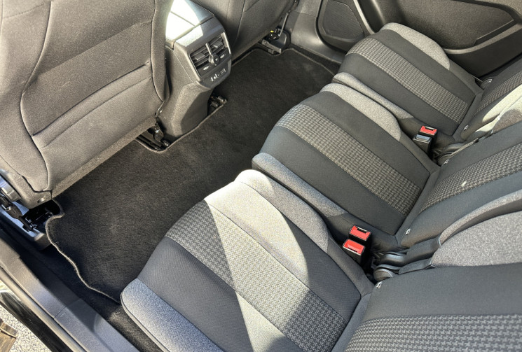 Peugeot 5008 1.5 BlueHDi 130 ch Active Business EAT8 1ere main / tva récupérable / 100% du suivi