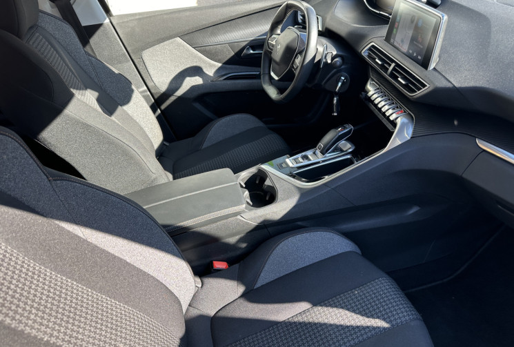 Peugeot 5008 1.5 BlueHDi 130 ch Active Business EAT8 1ere main / tva récupérable / 100% du suivi