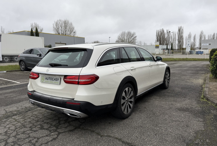 MERCEDES CLASSE E All Terrain 220 d 2.0 d 4MATIC 194 / Affichage tête haute / Sièges chauffants