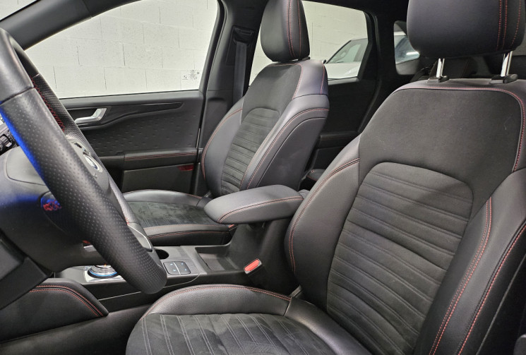 Ford Kuga 2.5  225 cv PHEV ST-Line X / toit pano / carplay / sono B&O / 360° 