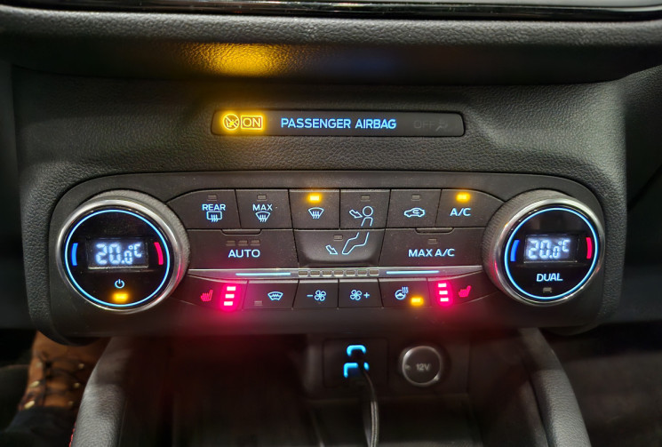Ford Kuga 2.5  225 cv PHEV ST-Line X / toit pano / carplay / sono B&O / 360° 