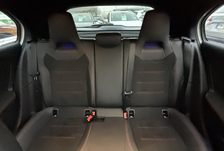 MERCEDES CLASSE A A180 1.3 Ti 16V 7G-DCT 136 AMG line