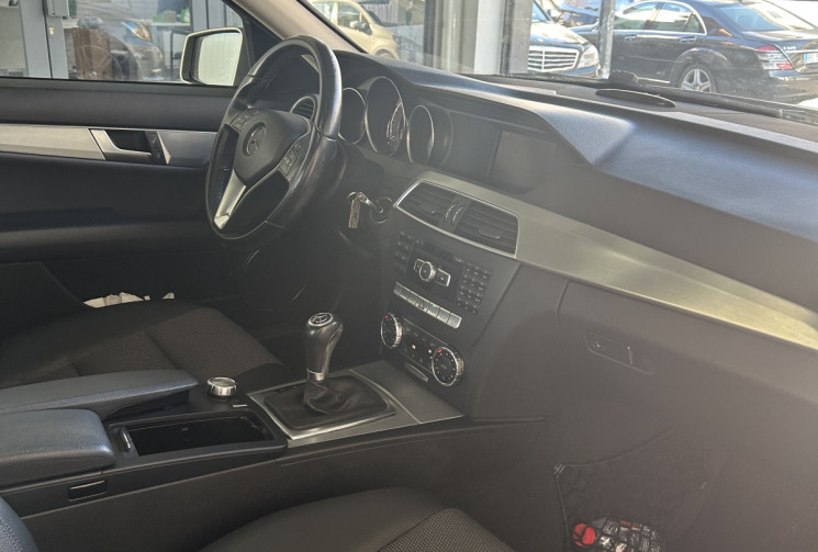MERCEDES CLASSE C 220 2.2 170 AVANTGARDE 