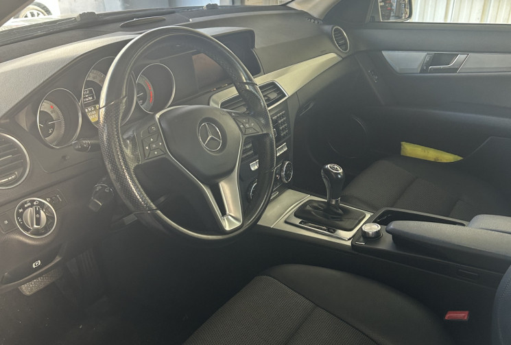 MERCEDES CLASSE C 220 2.2 170 AVANTGARDE 
