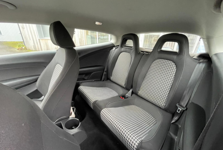 VOLKSWAGEN SCIROCCO 1.4 TSI 125 R-LINE PHASE 2 - TRES BON ETAT - GARANTIE 12 MOIS
