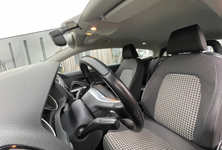 VOLKSWAGEN SCIROCCO 1.4 TSI 125 R-LINE PHASE 2 - TRES BON ETAT - GARANTIE 12 MOIS