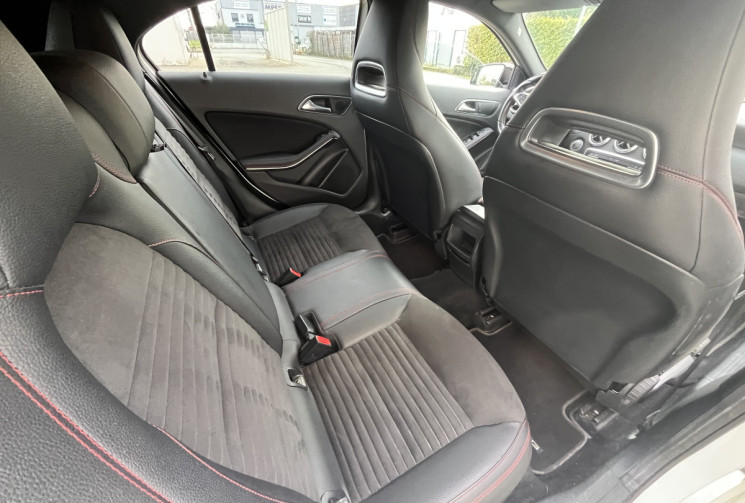 MERCEDES CLASSE A A180 Fascination AMG facelift
