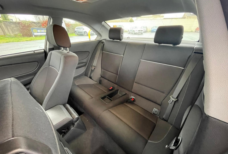 BMW SERIE 1 COUPE 125I  - 218 CV - PACK LUXE (E82)  - TRES BON ETAT - GARANTIE 6 MOIS