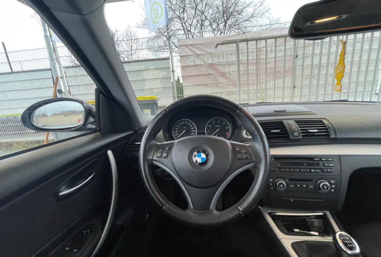 BMW SERIE 1 COUPE 125I  - 218 CV - PACK LUXE (E82)  - TRES BON ETAT - GARANTIE 6 MOIS