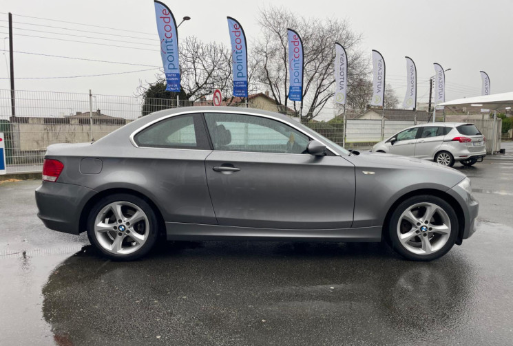 BMW SERIE 1 COUPE 125I  - 218 CV - PACK LUXE (E82)  - TRES BON ETAT - GARANTIE 6 MOIS