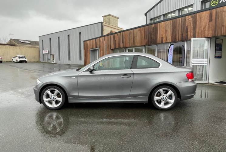 BMW SERIE 1 COUPE 125I  - 218 CV - PACK LUXE (E82)  - TRES BON ETAT - GARANTIE 6 MOIS