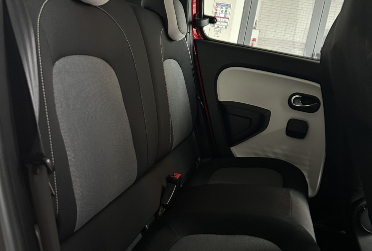 RENAULT TWINGO III 0.9 90 ZEN