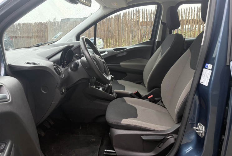 FORD Tourneo Courier 1.5 TDCI 100 BV6 S&S AMBIENTE
