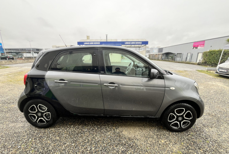 SMART FORFOUR EQ PASSION 82ch