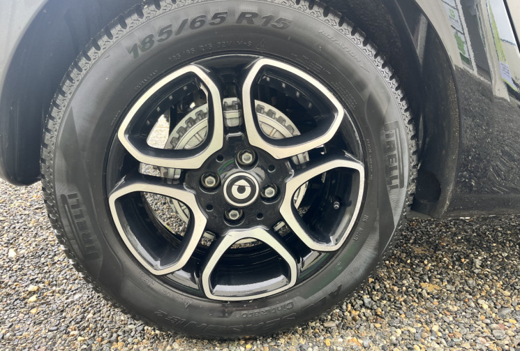 SMART FORFOUR EQ PASSION 82ch