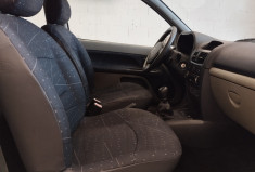 Renault Clio II 3 Portes Phase 2 1.5 dCi 65 cv AUTHENTIQUE 