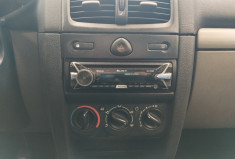 Renault Clio II 3 Portes Phase 2 1.5 dCi 65 cv AUTHENTIQUE 