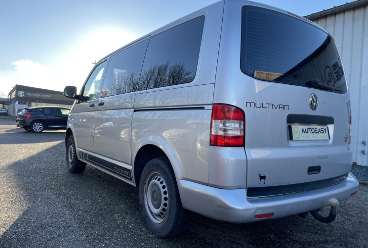 VOLKSWAGEN TRANSPORTER T5 Phase 2 Combi 2.0 TDI 16V 114 cv 5 Places