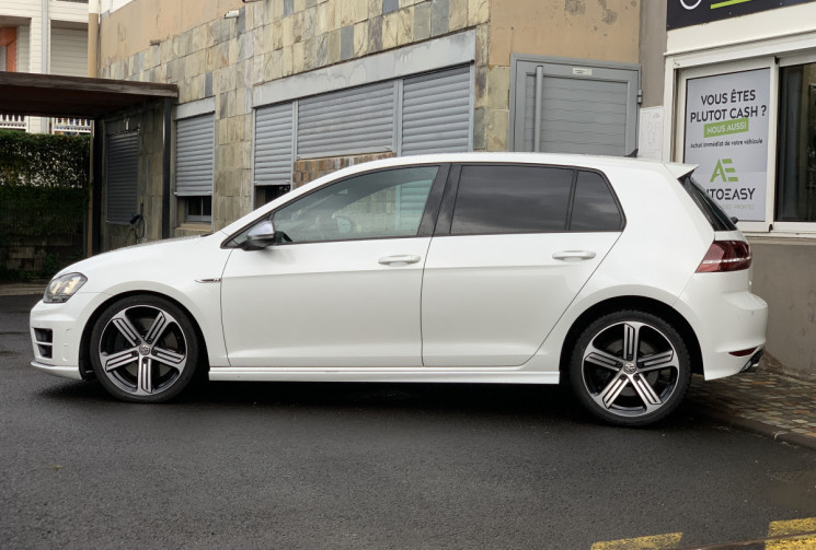 Volkswagen Golf  VII 4Motion R 2.0 TFSi DSG6 300 cv Blue Motion