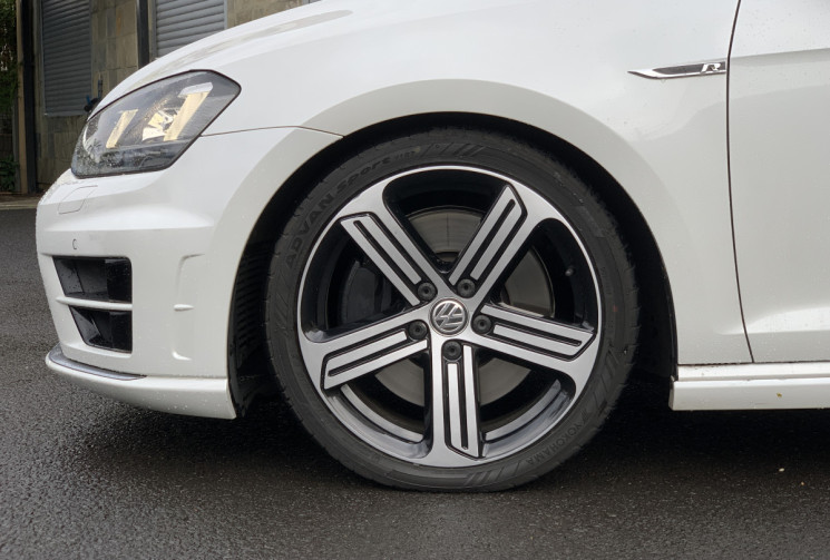 Volkswagen Golf  VII 4Motion R 2.0 TFSi DSG6 300 cv Blue Motion