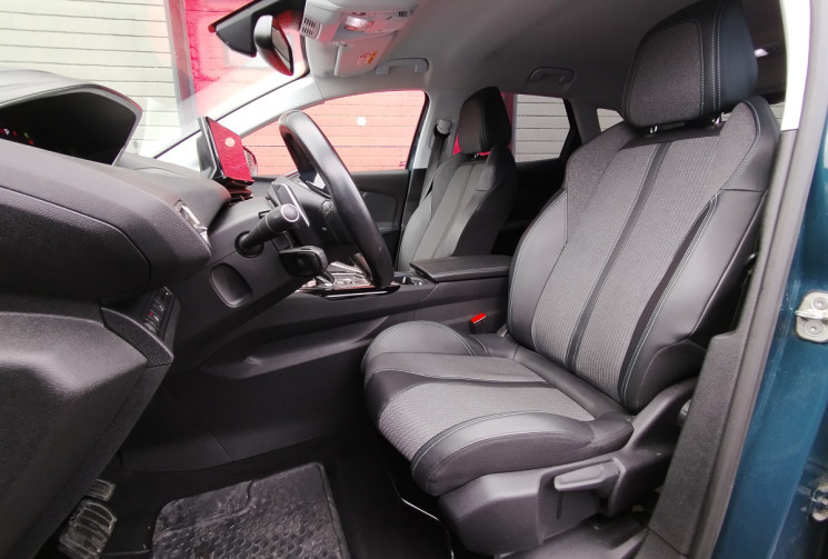 Peugeot 3008 (2) 1.5 BlueHDi 130 S&S Allure Pack EAT8