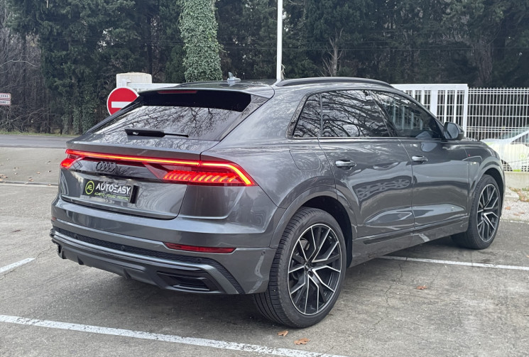 AUDI Q8 50 TDI 286 S-LINE * Français / Entretien Audi / Bang&Olufsen / Toit Ouvrant / Cuir ventilé