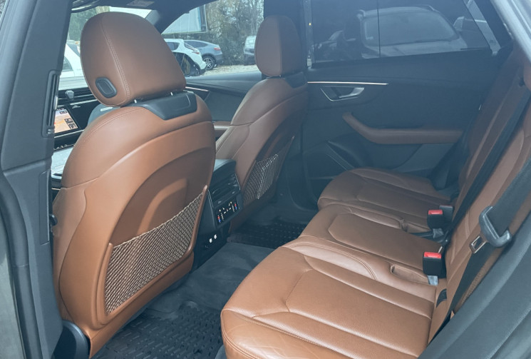 AUDI Q8 50 TDI 286 S-LINE * Français / Entretien Audi / Bang&Olufsen / Toit Ouvrant / Cuir ventilé
