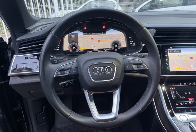 AUDI Q8 50 TDI 286 S-LINE * Français / Entretien Audi / Bang&Olufsen / Toit Ouvrant / Cuir ventilé
