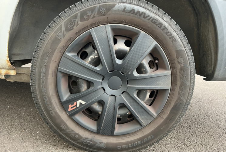 MERCEDES VITO  109 CDi 2.1CDI Fourgon court 95 cv
