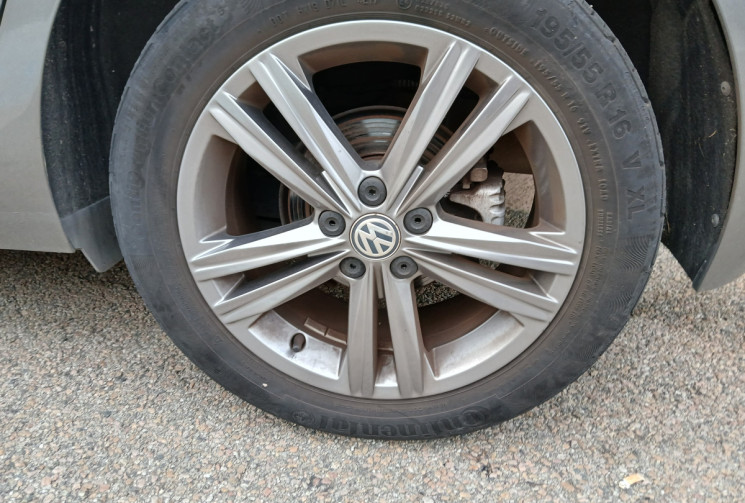 VOLKSWAGEN POLO 1.0 TSI CARAT EXCLUSIVE 115