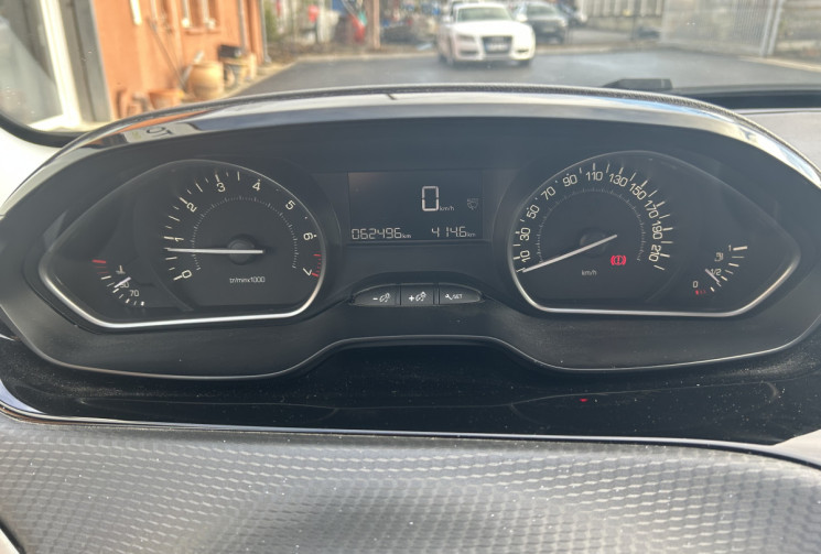 Peugeot 2008 Style 1.2 VTI  82 cv