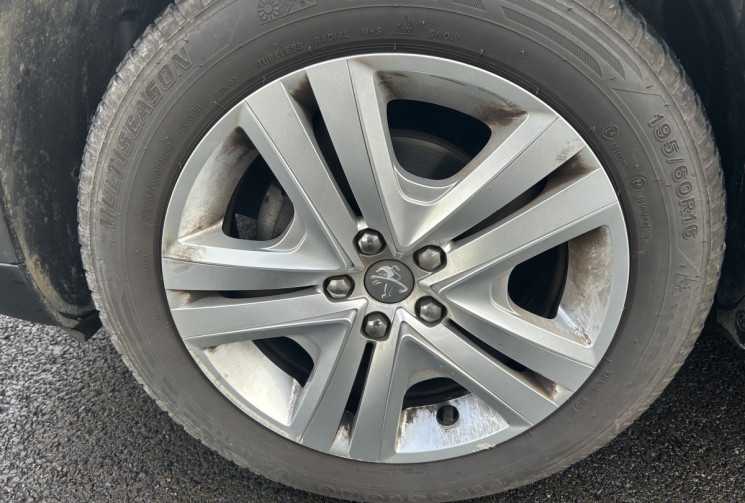 Peugeot 2008 Style 1.2 VTI  82 cv