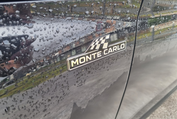SKODA KAMIQ Monte-Carlo1.0 TSI Evo 110ch DSG7 * toit panoramique * carplay * sièges sport *         