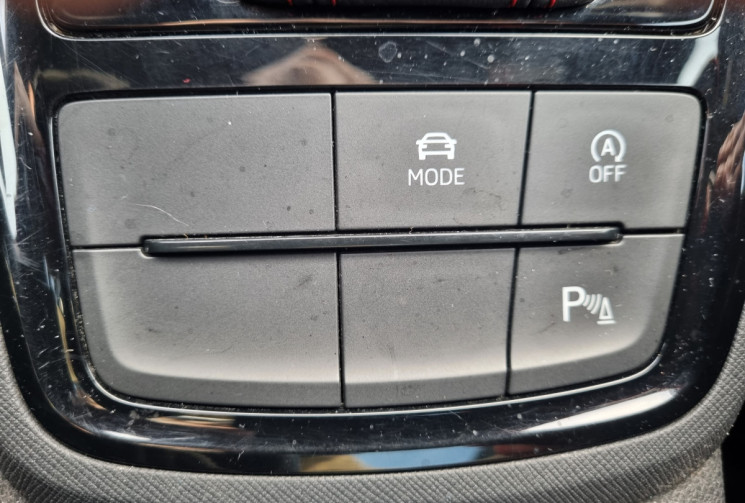 SKODA KAMIQ Monte-Carlo1.0 TSI Evo 110ch DSG7 * toit panoramique * carplay * sièges sport *         