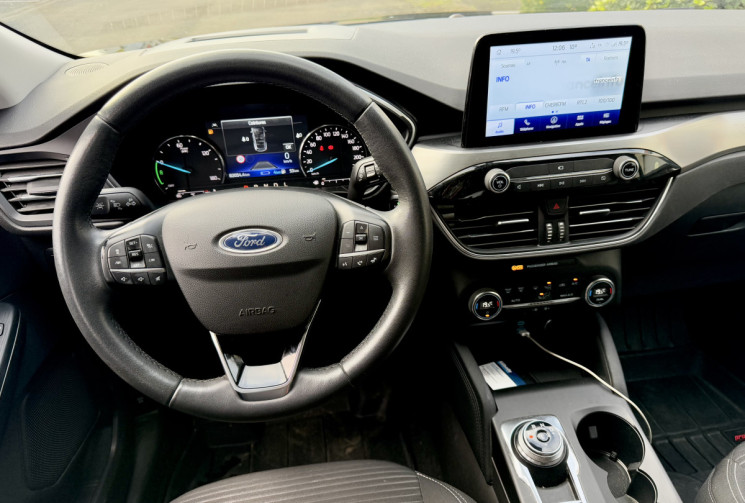 Ford Kuga III 2.5 Duratec 16V 225 PHEV / CARPLAY / AFFICHAGE TETE HAUTE