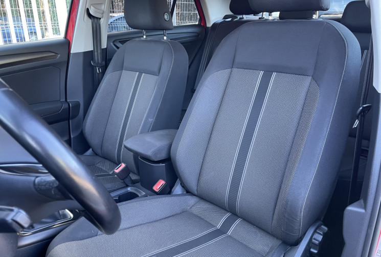 VOLKSWAGEN T-ROC 1.0 TSI 115 LOUNGE * Français / Apple CarPlay / GPS  / En stock