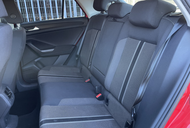 VOLKSWAGEN T-ROC 1.0 TSI 115 LOUNGE * Français / Apple CarPlay / GPS  / En stock
