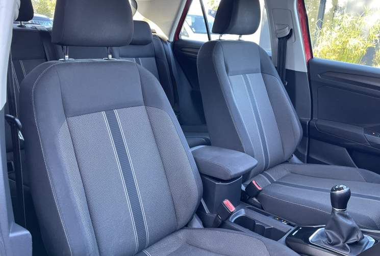 VOLKSWAGEN T-ROC 1.0 TSI 115 LOUNGE * Français / Apple CarPlay / GPS  / En stock