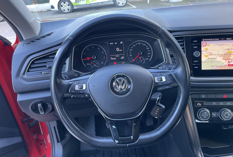 VOLKSWAGEN T-ROC 1.0 TSI 115 LOUNGE * Français / Apple CarPlay / GPS  / En stock