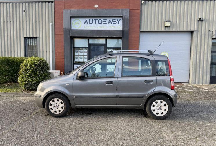 FIAT PANDA 1.2 8v 69ch Dynamic / Courroie de distribution neuve/ Mode CITY